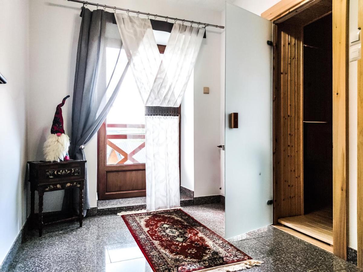Szostak Apartament Banska Nizna エクステリア 写真